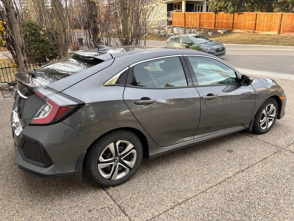 2017 Honda Civic 10th Gen - Image 5 of 16