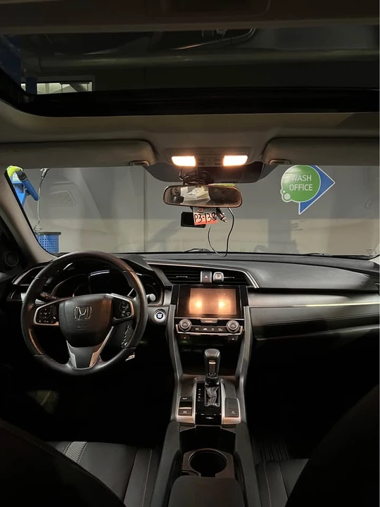 2017 Honda Civic 10th Gen - Image 9 of 15