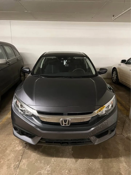 2017 Honda Civic 10th Gen - Image 6 of 15