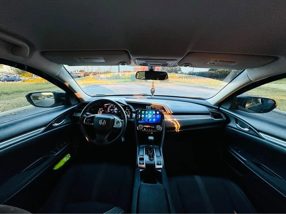 2017 Honda Civic 10th Gen - Image 7 of 16