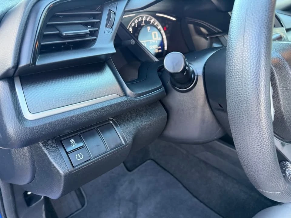 2017 Honda Civic 10th Gen - Image 4 of 19