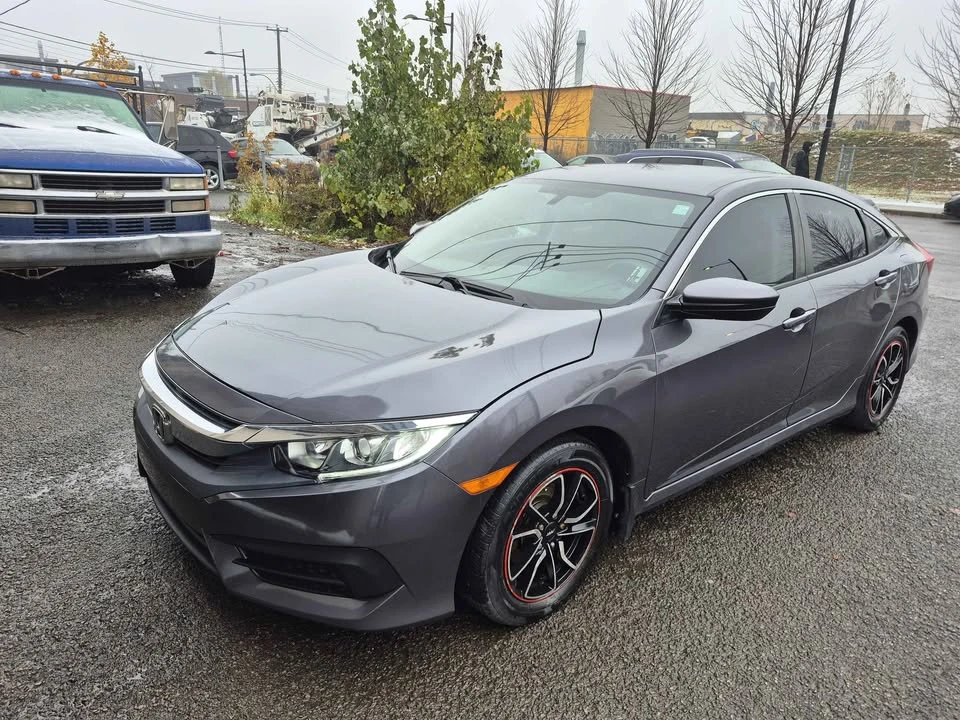 2017 Honda Civic 10th Gen - Image 2 of 10