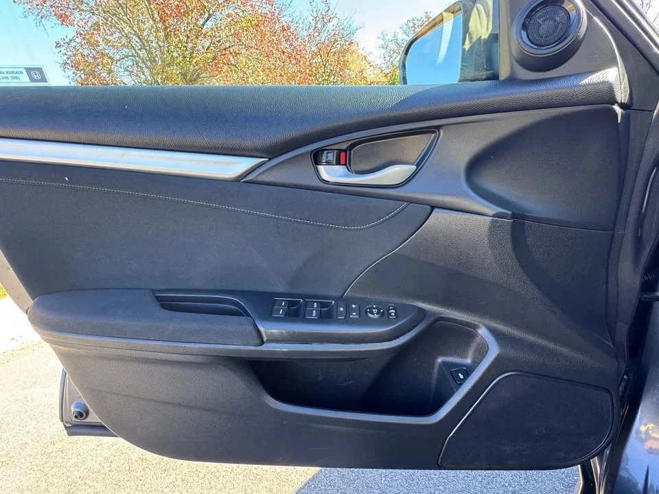 2017 Honda Civic 10th Gen - Image 18 of 18