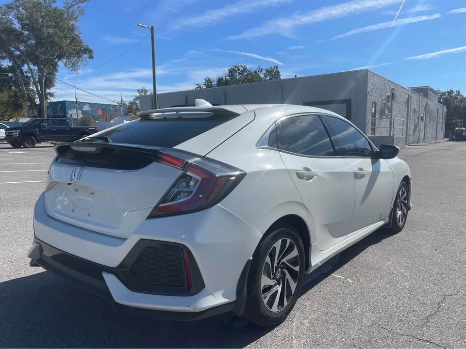 2017 Honda Civic 10th Gen - Image 4 of 10