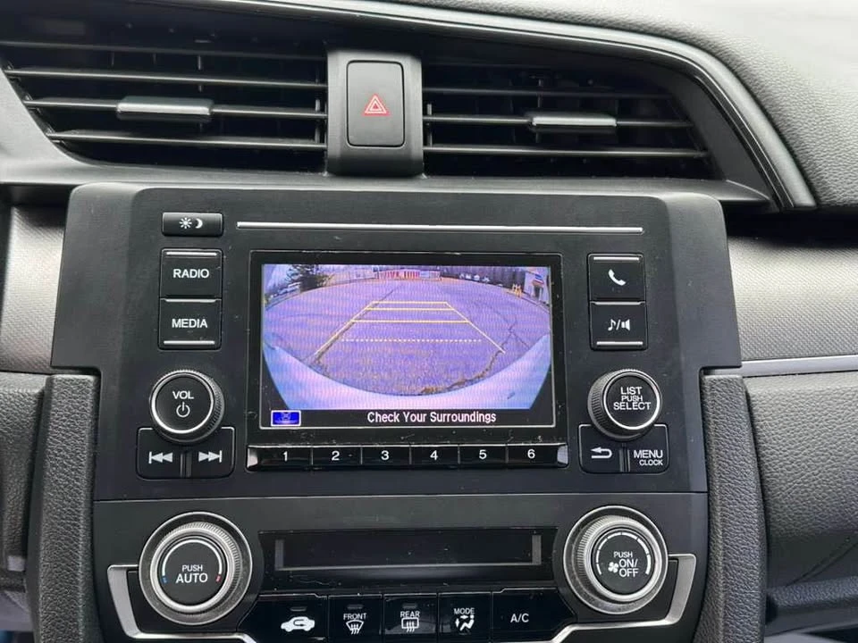 2017 Honda Civic 10th Gen - Image 8 of 15