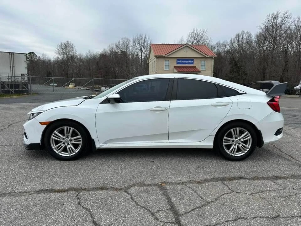 2017 Honda Civic 10th Gen - Image 5 of 15