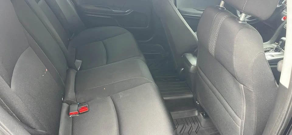 2017 Honda Civic 10th Gen - Image 9 of 12
