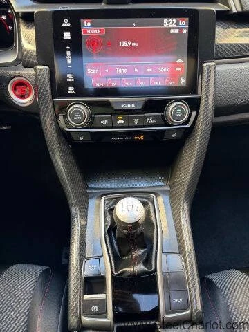 2017 Honda Civic 10th Gen - Image 19 of 20