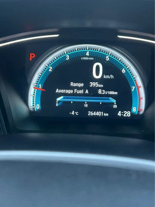 2017 Honda Civic 10th Gen - Image 2 of 4