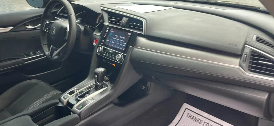 2017 Honda Civic 10th Gen - Image 8 of 12