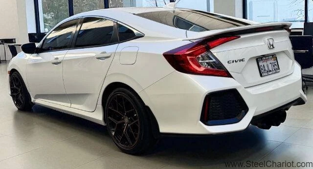 2017 Honda Civic 10th Gen - Image 4 of 20