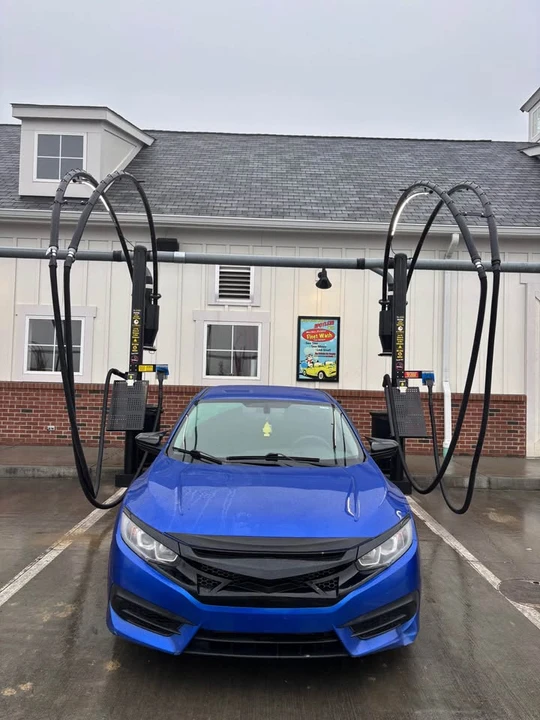 2017 Honda Civic 10th Gen - Image 8 of 12