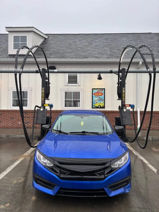 2017 Honda Civic 10th Gen - Image 4 of 12