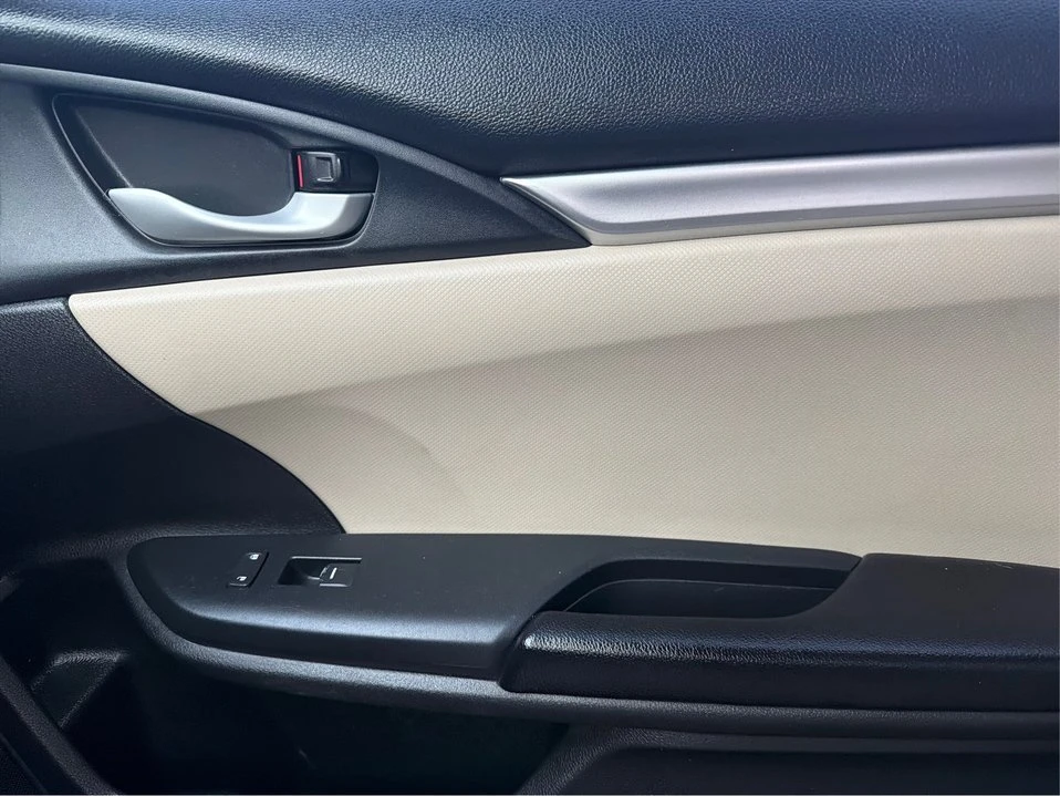 2017 Honda Civic 10th Gen - Image 18 of 20
