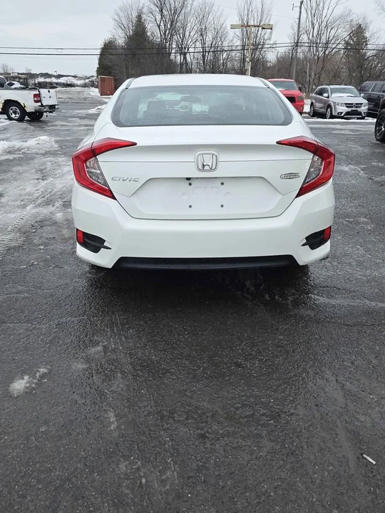 2017 Honda Civic 10th Gen - Image 4 of 14