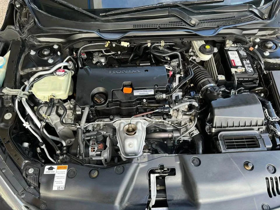 2017 Honda Civic 10th Gen - Image 8 of 10