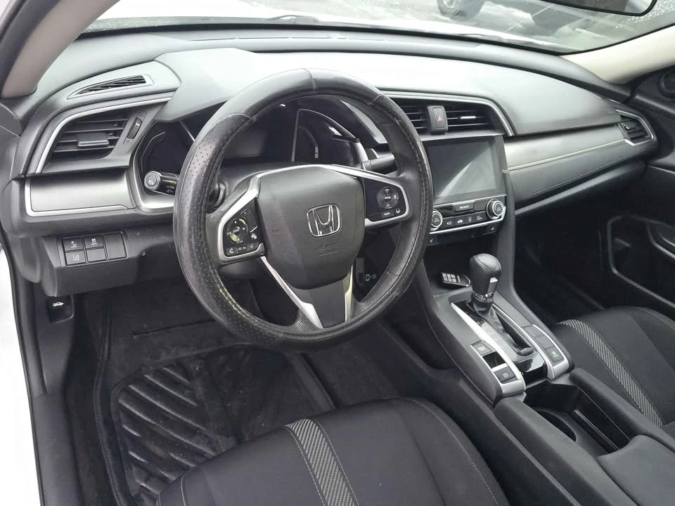 2017 Honda Civic 10th Gen - Image 8 of 14