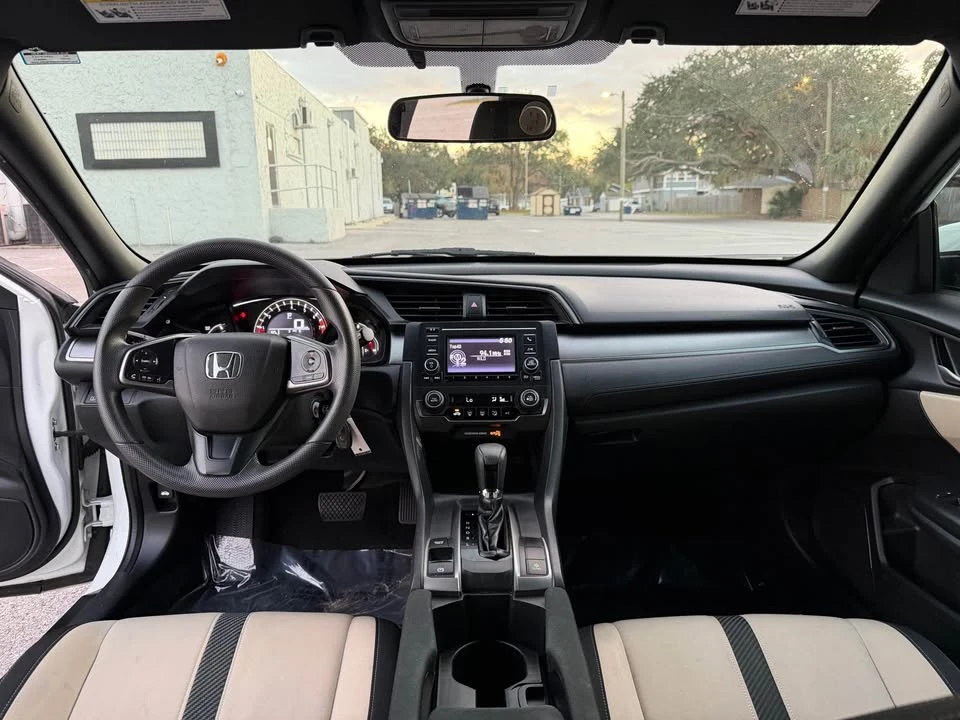 2017 Honda Civic 10th Gen - Image 10 of 10
