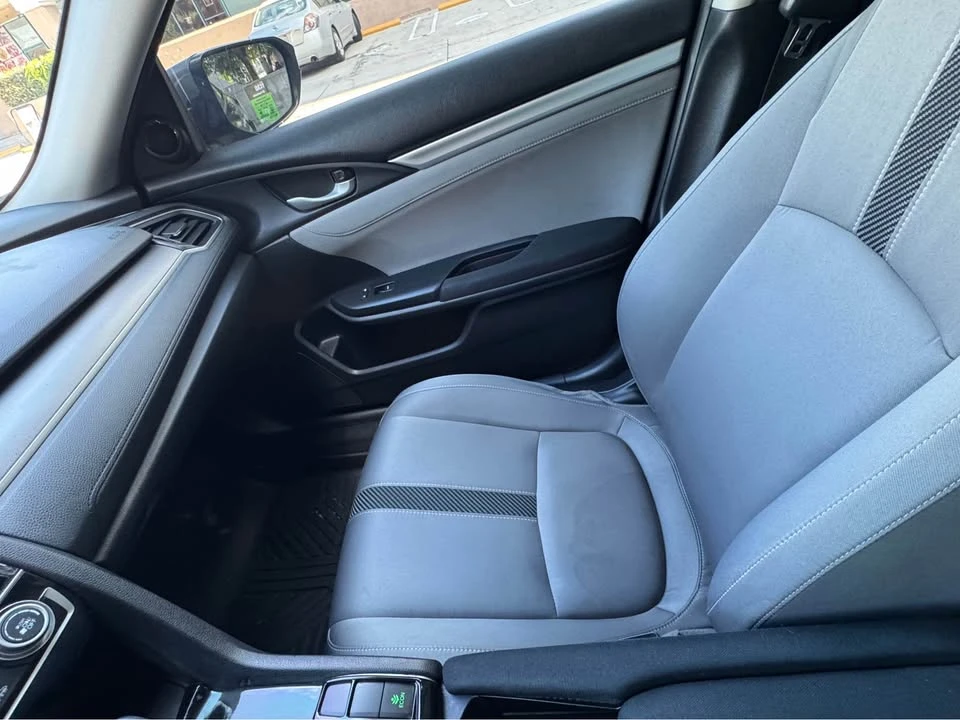 2017 Honda Civic 10th Gen - Image 13 of 17
