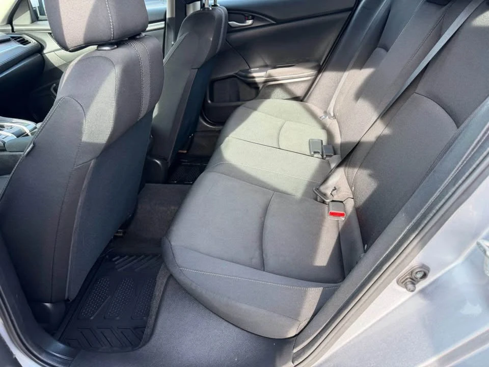 2017 Honda Civic 10th Gen - Image 9 of 15