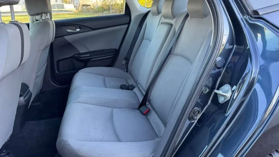 2017 Honda Civic 10th Gen - Image 14 of 18