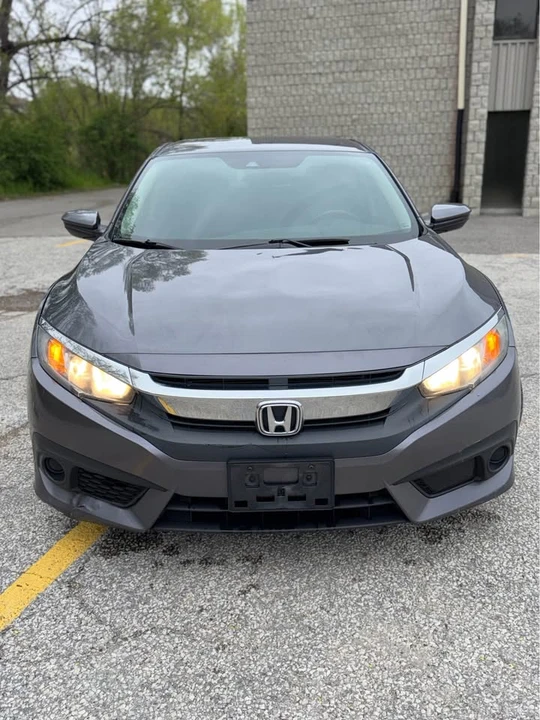 2017 Honda Civic 10th Gen - Image 3 of 19