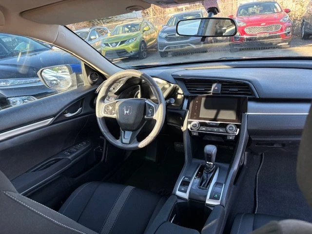 2017 Honda Civic 10th Gen - Image 6 of 11