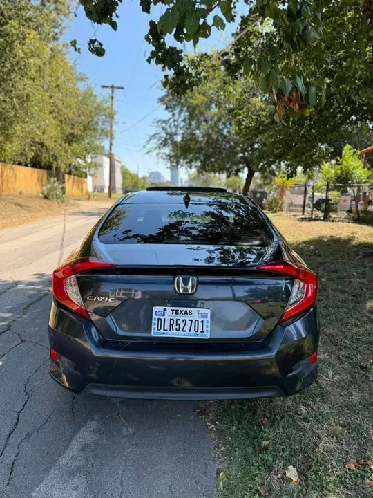 2017 Honda Civic 10th Gen - Image 15 of 16