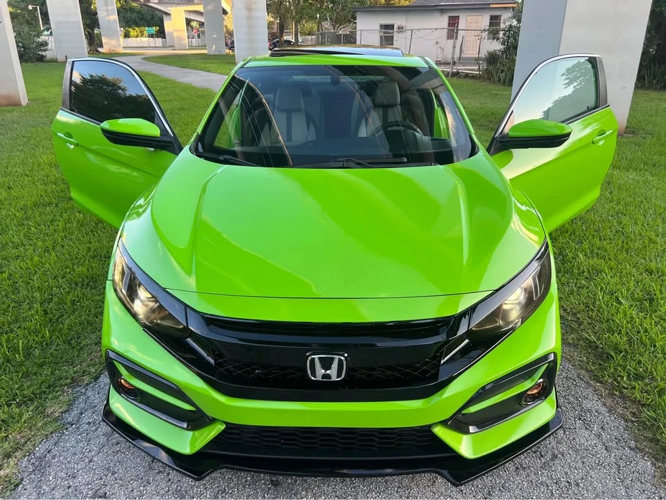 2017 Honda Civic 10th Gen - Image 2 of 12