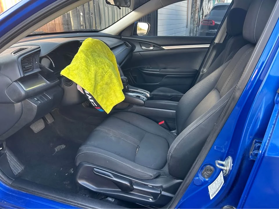 2017 Honda Civic 10th Gen - Image 11 of 12