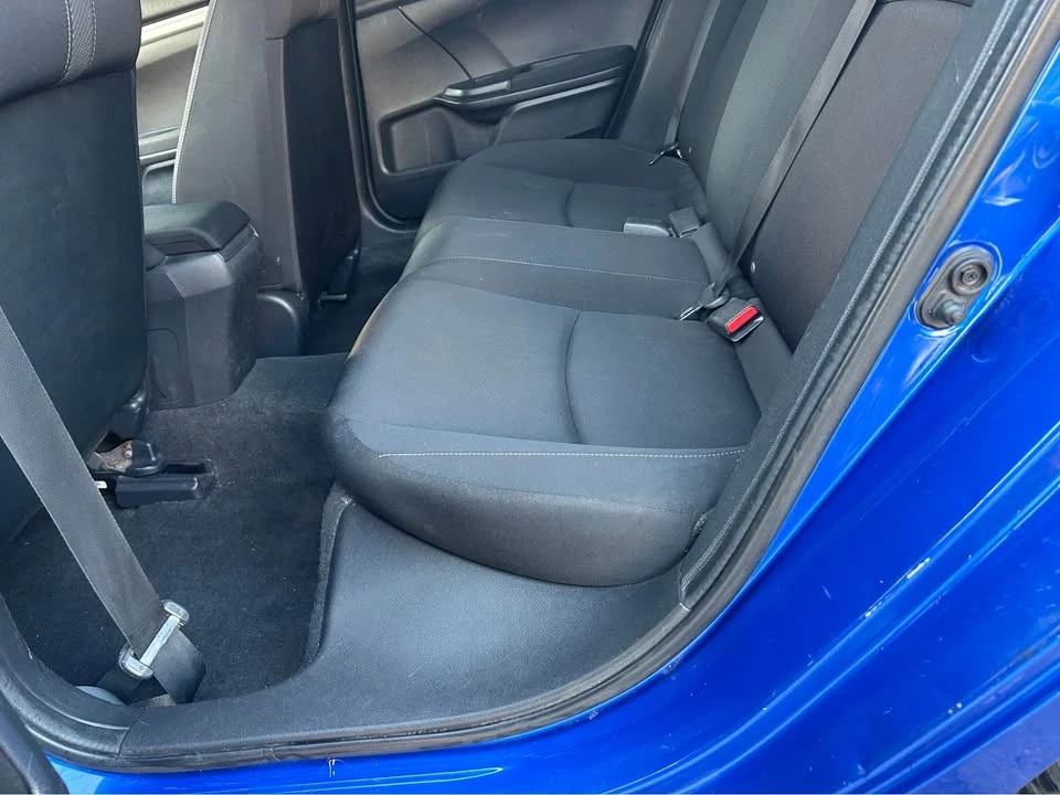 2017 Honda Civic 10th Gen - Image 9 of 12