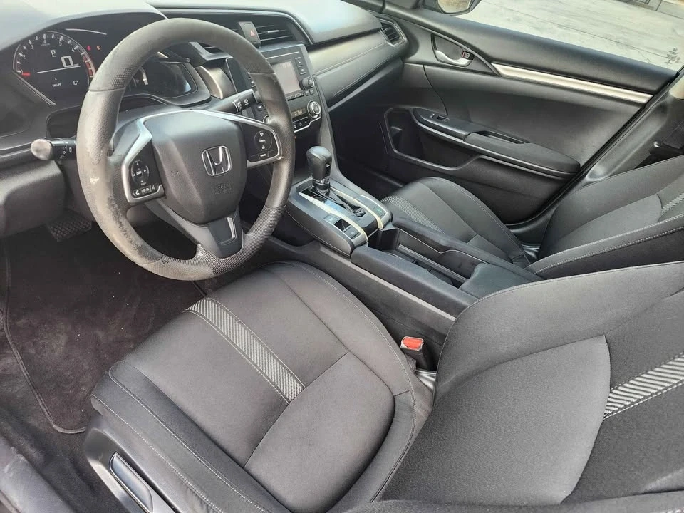 2017 Honda Civic 10th Gen - Image 4 of 5