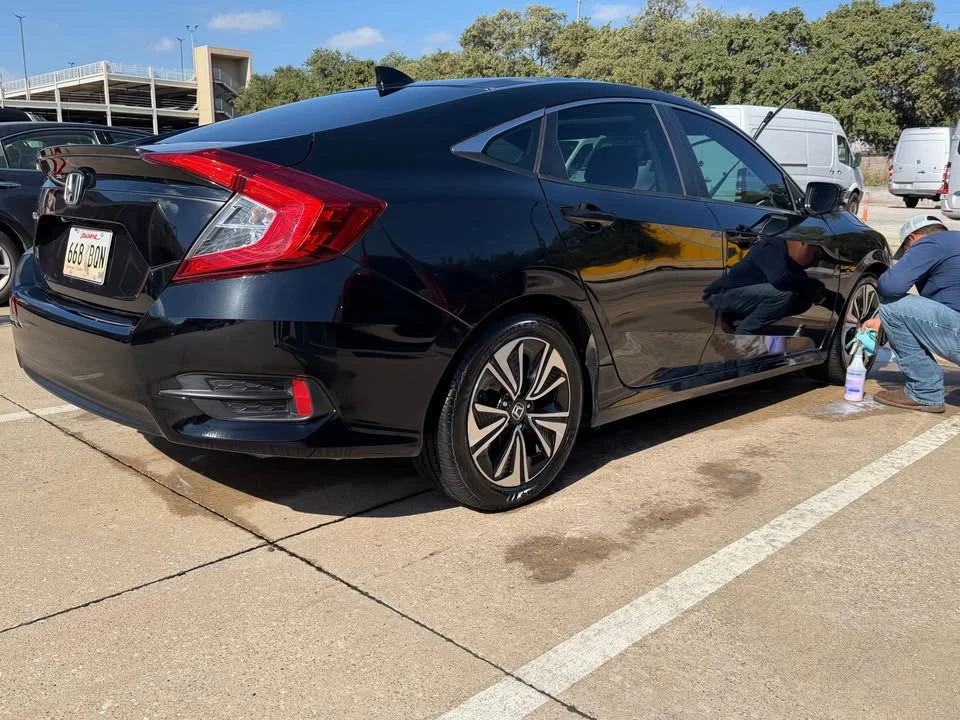 2017 Honda Civic 10th Gen - Image 3 of 13