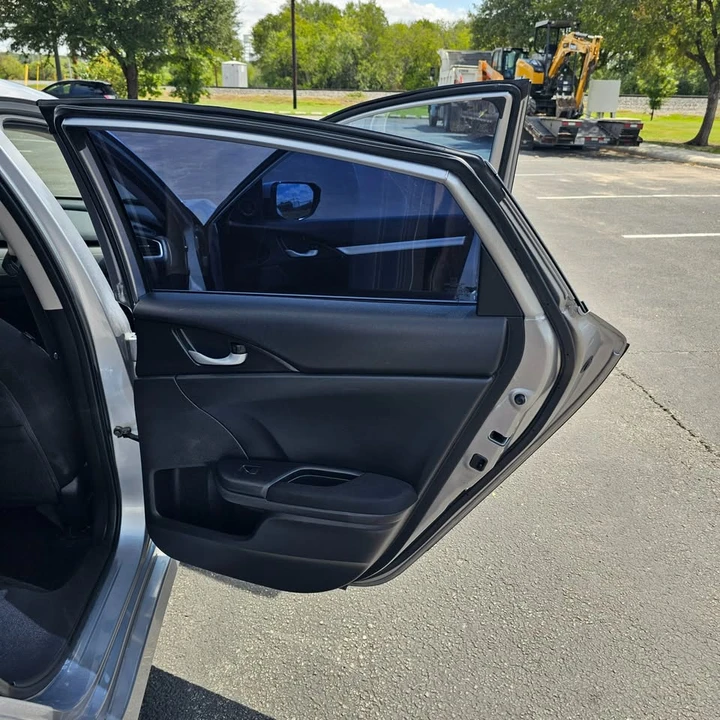 2017 Honda Civic 10th Gen - Image 13 of 19