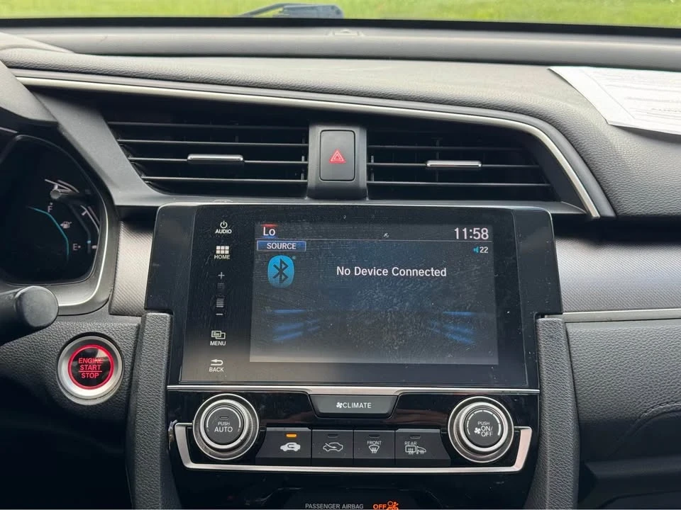 2017 Honda Civic 10th Gen - Image 16 of 20