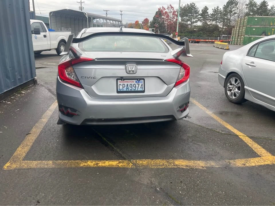 2017 Honda Civic 10th Gen - Image 6 of 8