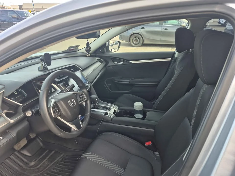 2017 Honda Civic 10th Gen - Image 7 of 9