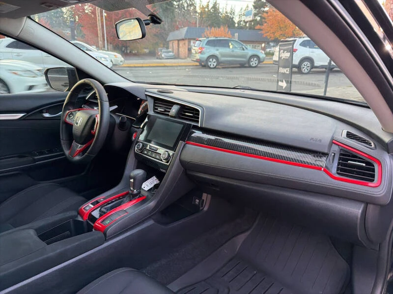 2017 Honda Civic 10th Gen - Image 16 of 19