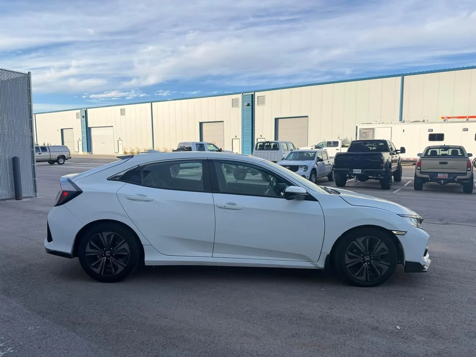 2017 Honda Civic 10th Gen - Image 4 of 11