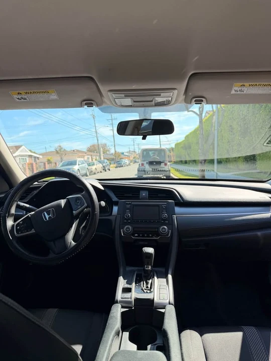 2017 Honda Civic 10th Gen - Image 4 of 4