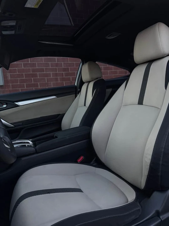 2017 Honda Civic 10th Gen - Image 5 of 7