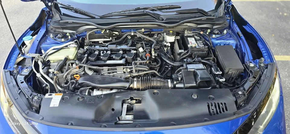 2017 Honda Civic 10th Gen - Image 8 of 9