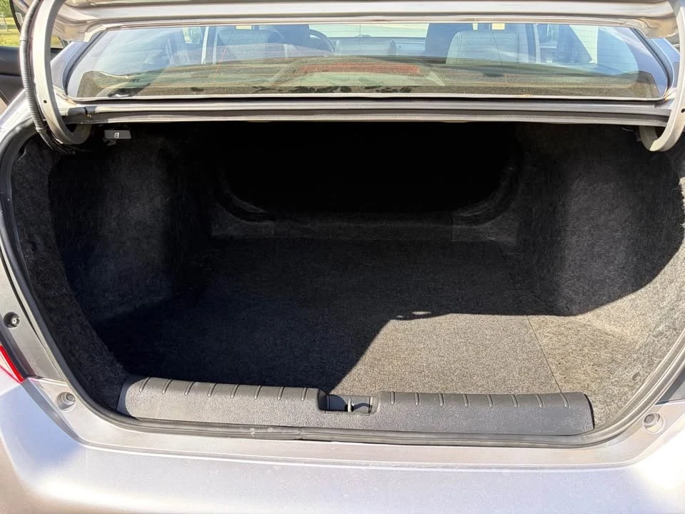 2017 Honda Civic 10th Gen - Image 13 of 17