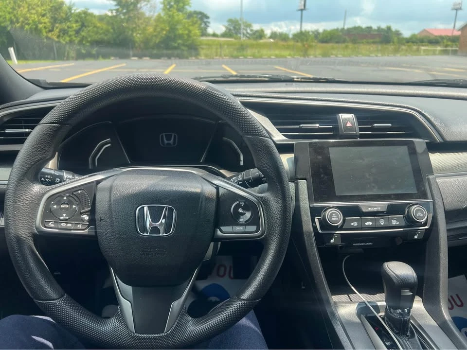 2017 Honda Civic 10th Gen - Image 11 of 13