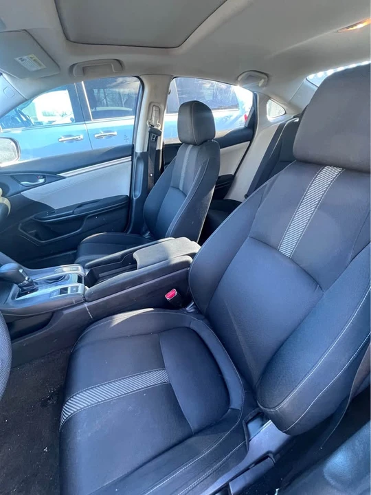 2017 Honda Civic 10th Gen - Image 3 of 9