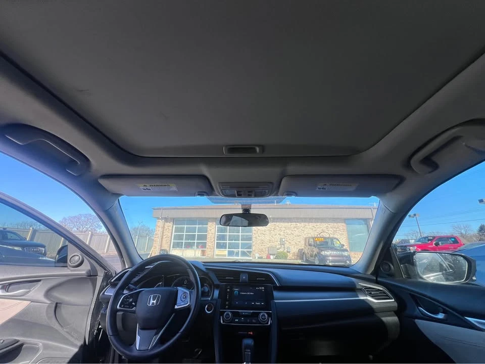 2017 Honda Civic 10th Gen - Image 4 of 9