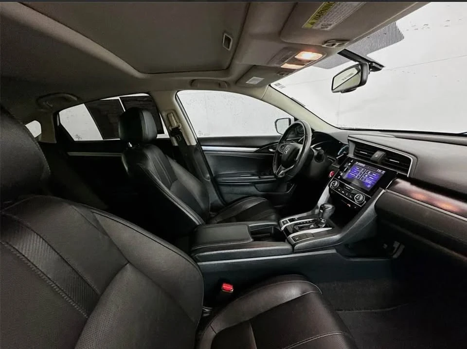 2017 Honda Civic 10th Gen - Image 13 of 16