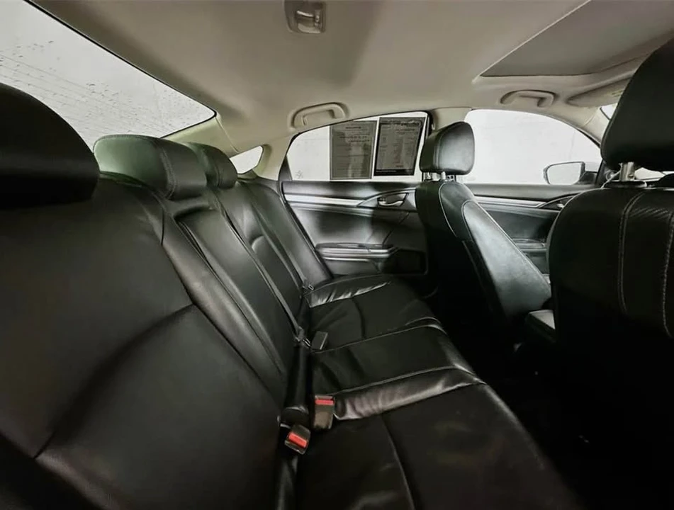 2017 Honda Civic 10th Gen - Image 12 of 16