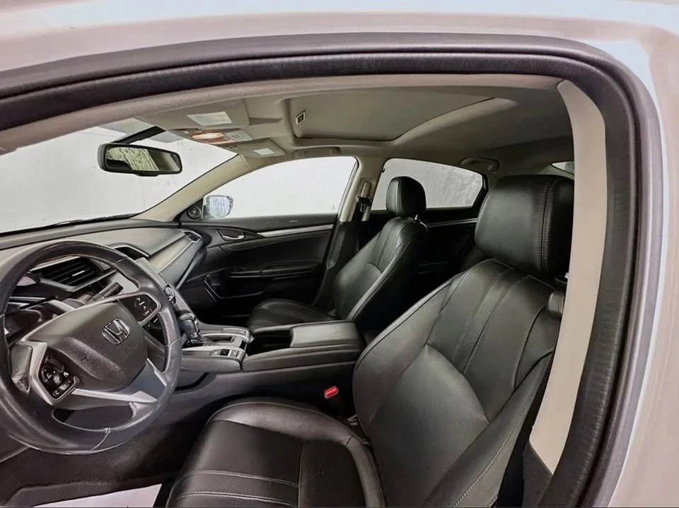 2017 Honda Civic 10th Gen - Image 5 of 16