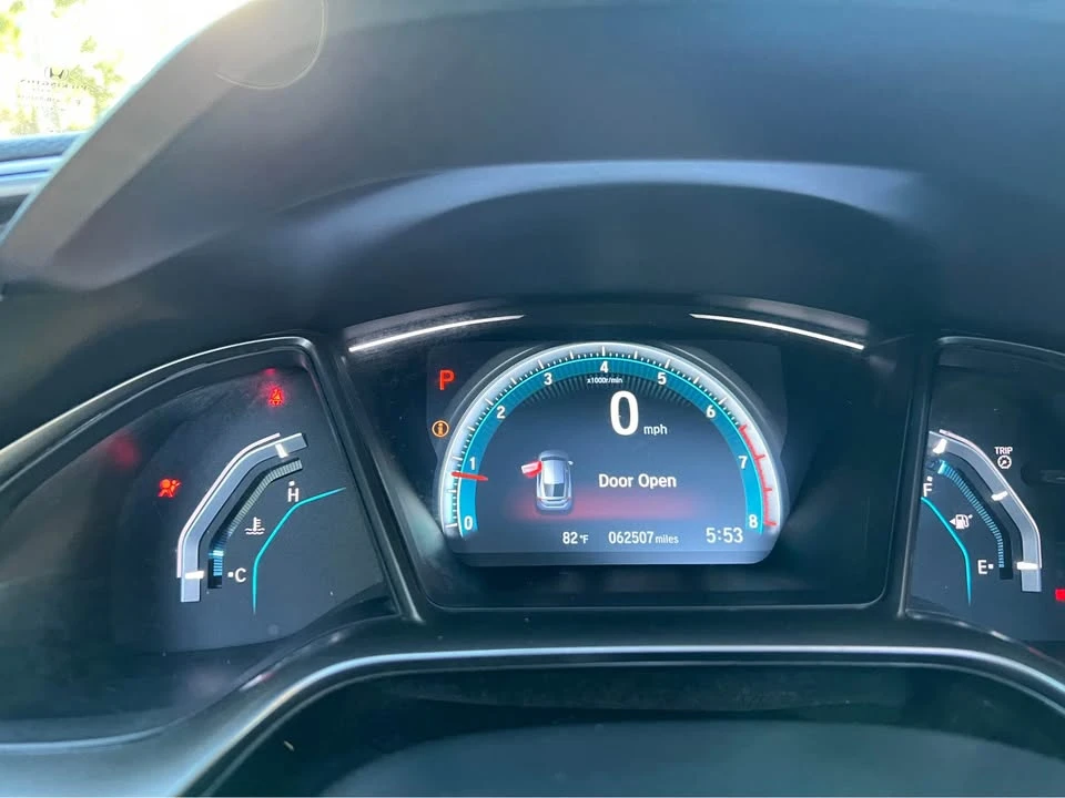 2017 Honda Civic 10th Gen - Image 17 of 19